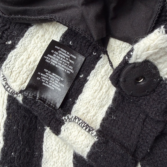 Anthropologie HWR Monogram Chunky Knit Striped Cardigan Black & White Size L EUC - Picture 15 of 16